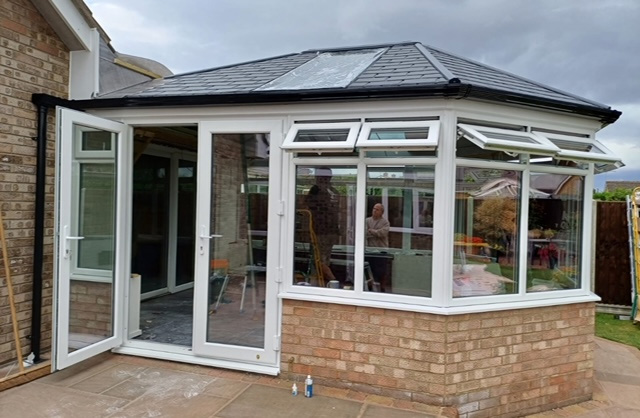 Warm roofs and ventilation